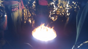 Before race walking the Haunted Half Marathon, the racers gathered around fires.