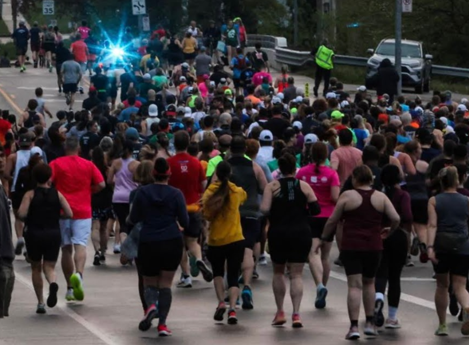The start of a half marathon in Toledo.